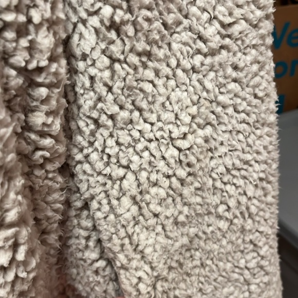 Quarter Zip Pullover - Picture 7 of 8